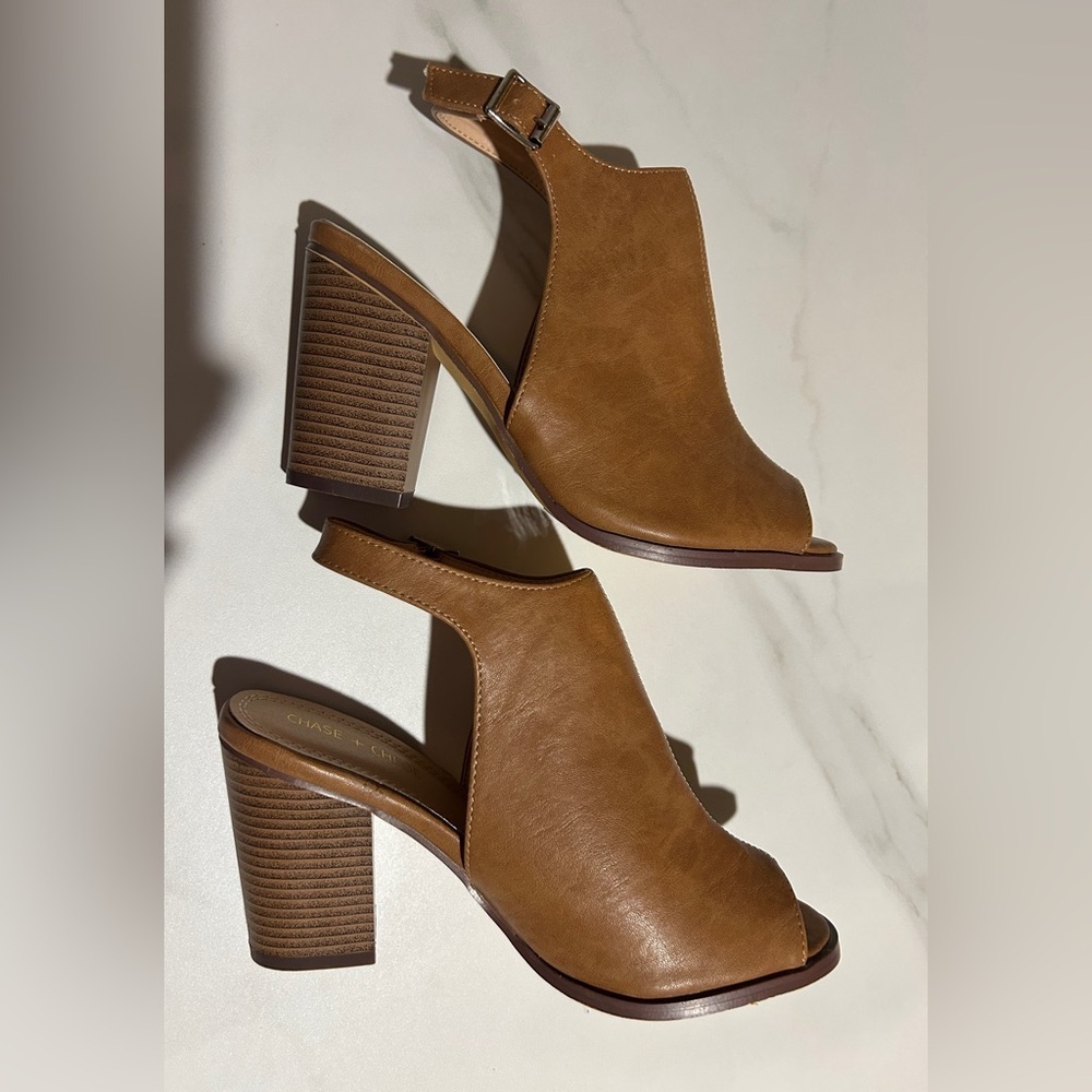 Chase + Chloe Women's Brown Block Heel Mules